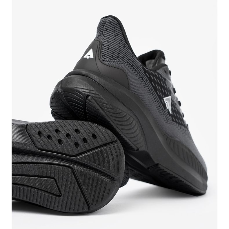 Shelvt Sneaker nere leggere con tomaia traspirante McArthur nero 2