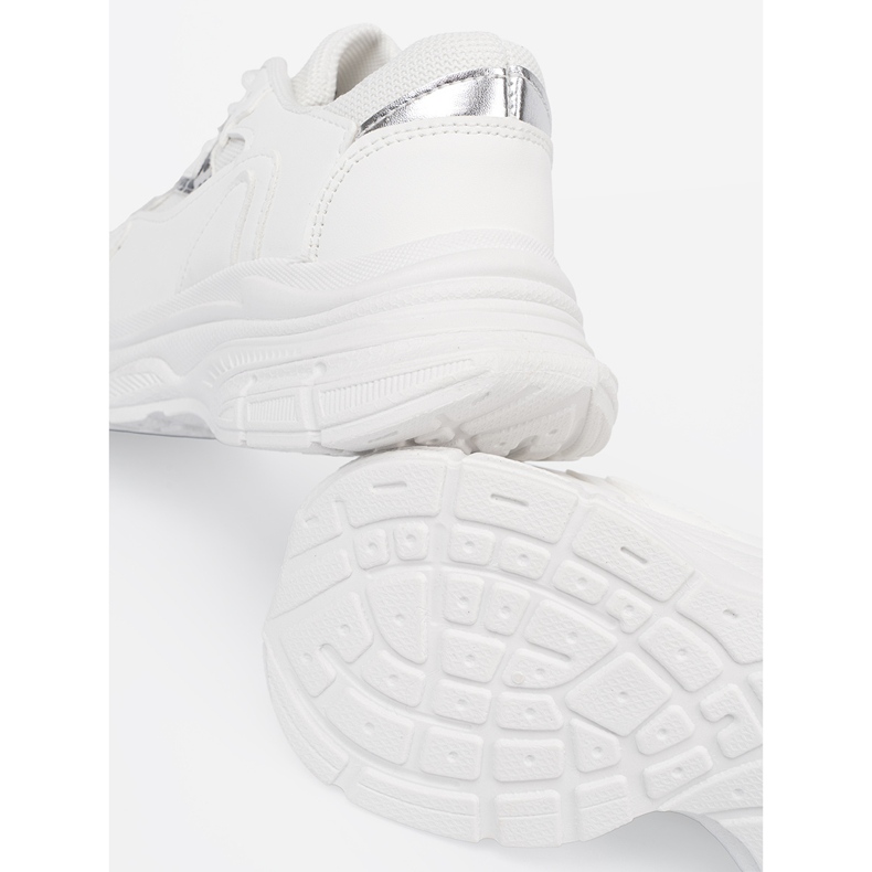 Shelvt Scarpe sportive bianche con accento decorativo bianca 2