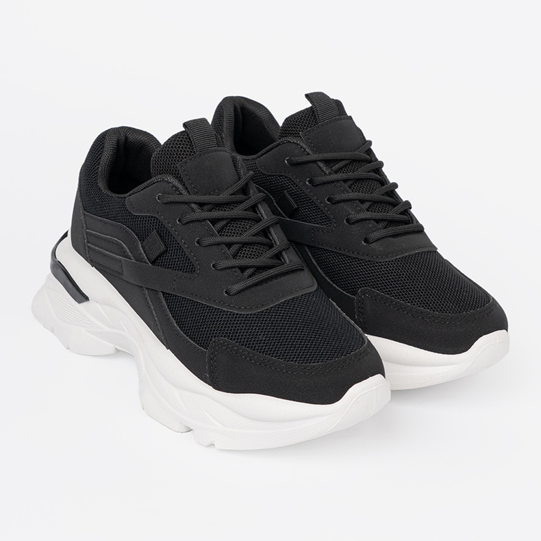 Shelvt Sneaker sportive nere su una sunella bianca spessa nero 2
