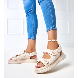 Sandali beige con cinture di barba regolabili 2