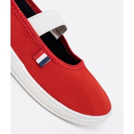 Shelvt Scarpe rosse chiari con un cinturino flessibile rosso 1
