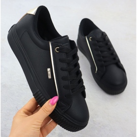 Sneaker femminili con ecoatherather Black Big Star SS274025 nero 1