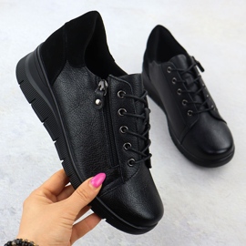 Scarpe in pelle da donna con spicchi neri Vinceza 39964 nero 1