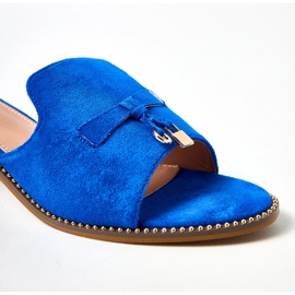 Flip blu con un ornamento sulla cintura Garien 1