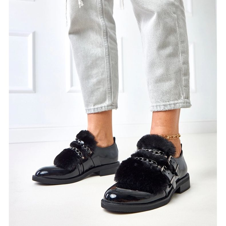 Scarpe da donna nera con pelliccia sarol nero 1