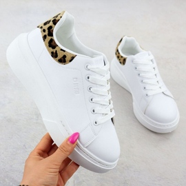 Scarpe sportive sulla piattaforma Big Star in SS274247 INT2165B bianco 1