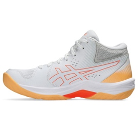 Asics Beyond FF Mt Shoes in 1072A096 105 bianco 2