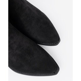 Shelvt Stivali da donna nera con un taglio classico nero 1