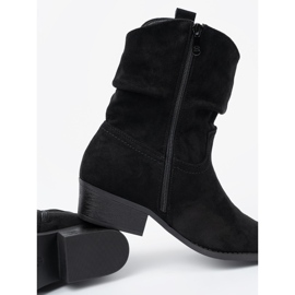 Shelvt Stivali da donna nera con un taglio classico nero 2