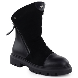 Stivali da donna in pelle sulla piattaforma Black T.Sokolski Z25-163 1