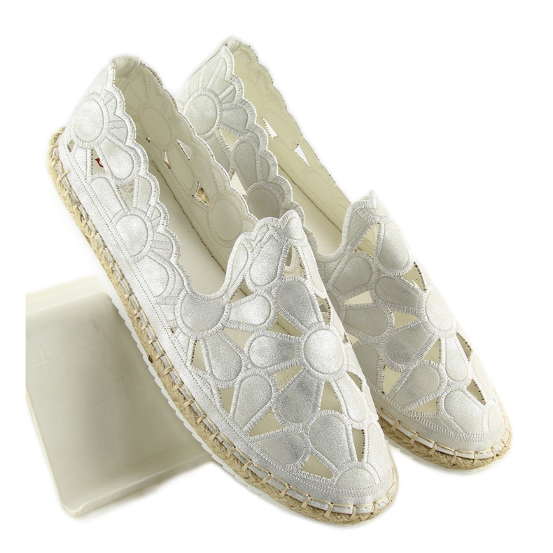 Espadrillas bianche traforate da donna LT86 White bianco 1
