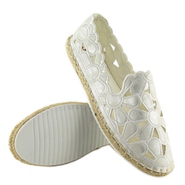Espadrillas bianche traforate da donna LT86 White bianca 2