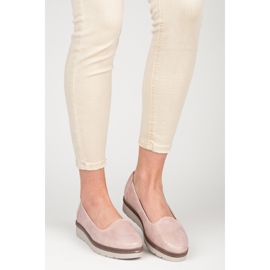 Vinceza Lordsy sulla piattaforma rosa 2