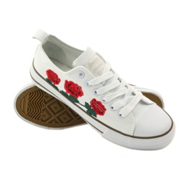 American Club Sneakers con rose ricamate American 17035 rosso bianco 3