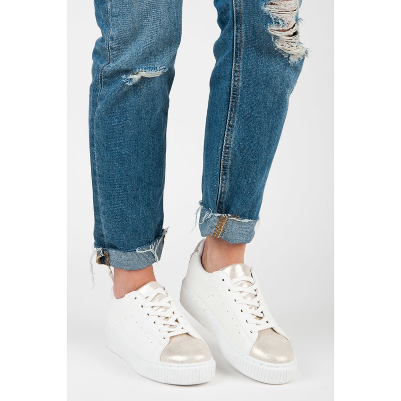 Sneakers allacciate con stampa serpente bianca 1