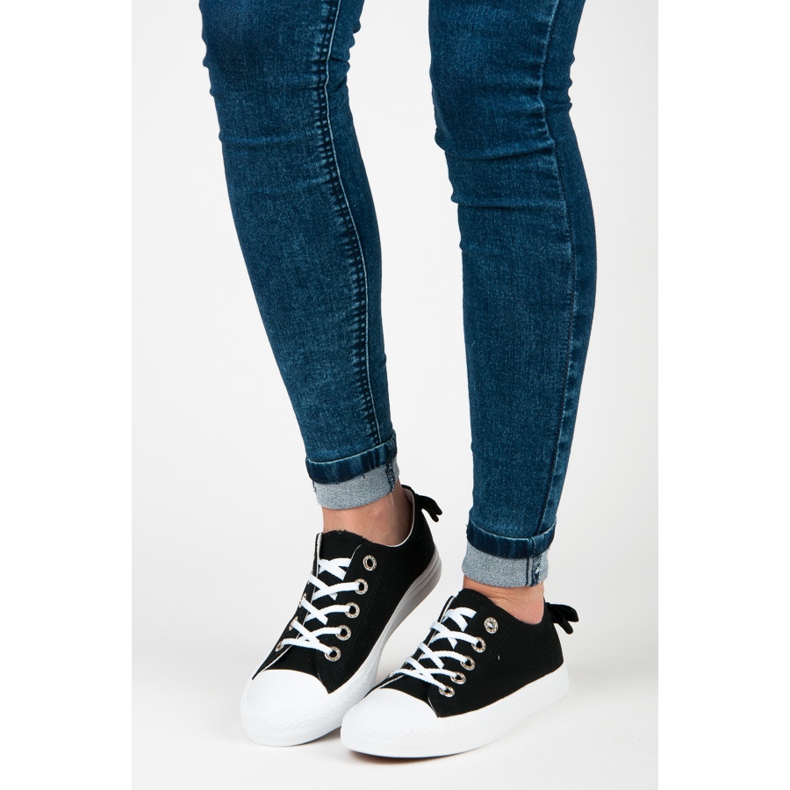 Sneakers Nere Con Un Fiocco nero 1