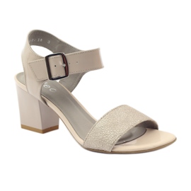 Sandali laccati sul palo Edeo 3184 beige 1