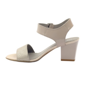 Sandali laccati sul palo Edeo 3184 beige 2