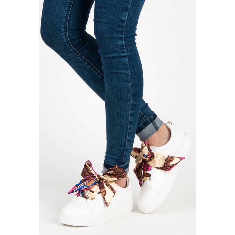 Vices Sneakers allacciate con una morsa a nastro bianco 2