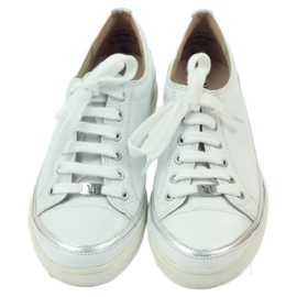 Sneakers sportive da donna Caprice 23654 in pelle bianca e argento grigio 5