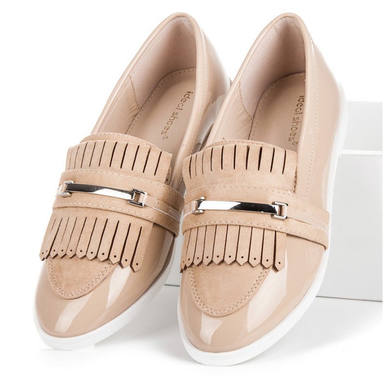 Ideal Shoes Mocassini laccati beige 1
