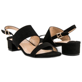 Fama Sandali con tacco basso nero 1