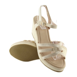 Sandali beige su zeppe SR-2817 beige 2