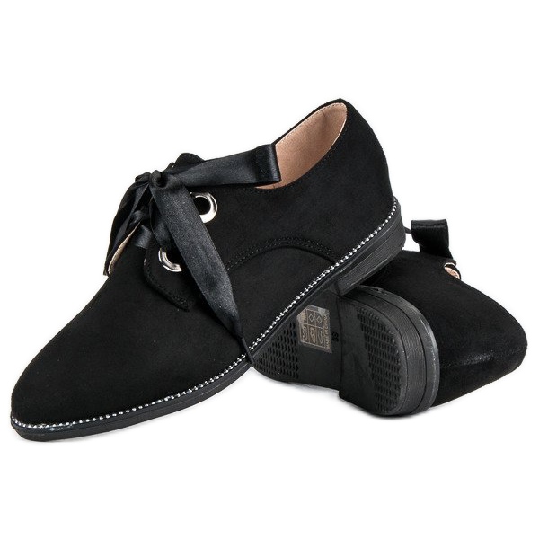 Scarpe con nastro di raso nero 2