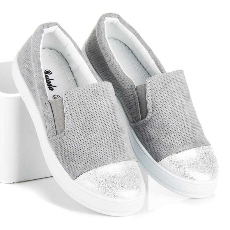 Balada Slip on stile alla moda grigio 1