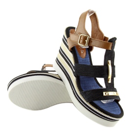 Nero YQ05 Sandali neri con zeppa 1