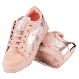 Sneakers Rosa Sulla Rilegatura 1