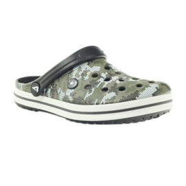 American Club Sandali mimetici con pantofole intasate di Kroks bianco nero verde 1