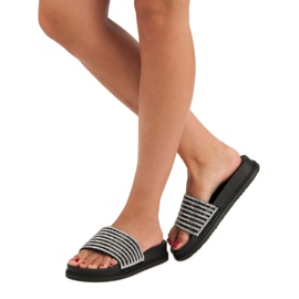 Ciabatte nere con cristalli nero 2