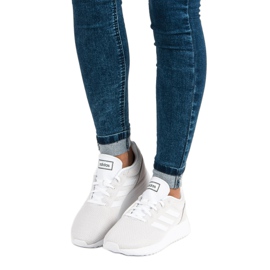 Adidas Run 70S B96563 marrone 2