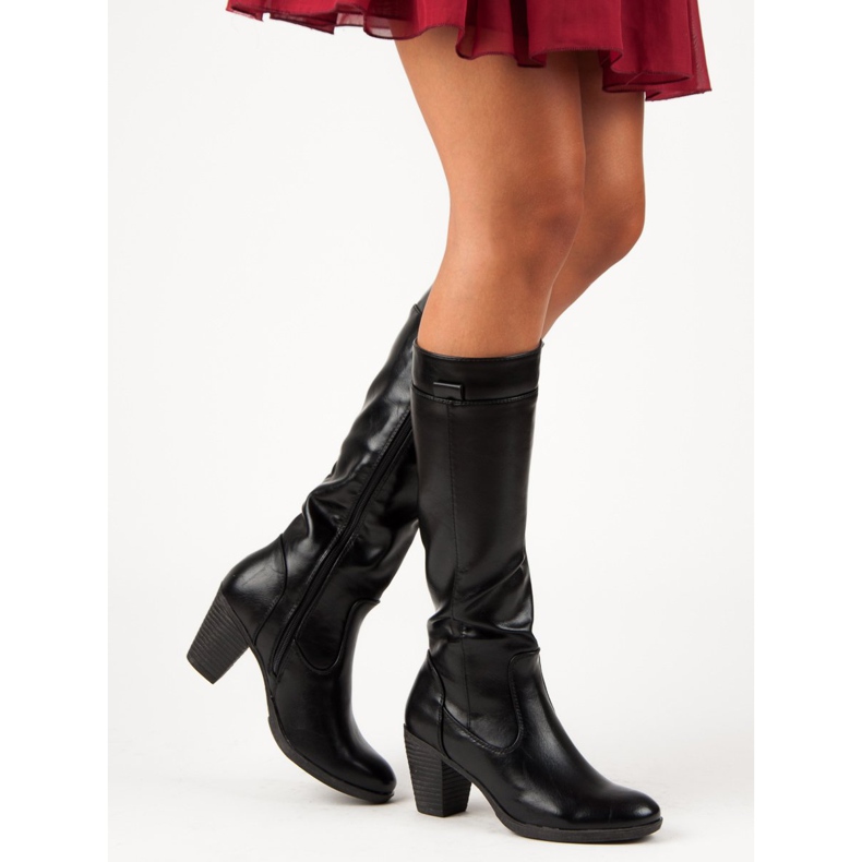 Stivali su un post VINCEZA nero 2