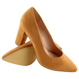 Pompe sul cammello NF-27 Camel marrone 1