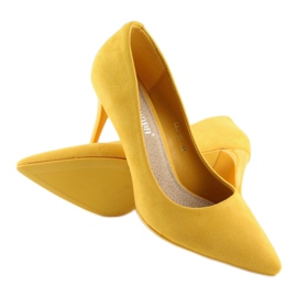 Tacchi alti in camoscio giallo LEI-90 Yellow 2