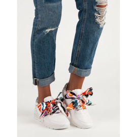 Sneakers allacciate alla moda bianco 1