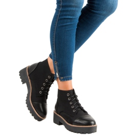 Lavoro di stivali da roccia nero 2