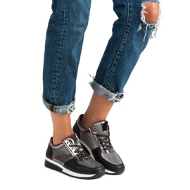 Scarpe sportive alla moda nero 1