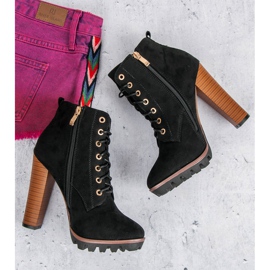 Stivaletti neri allacciati nero 1