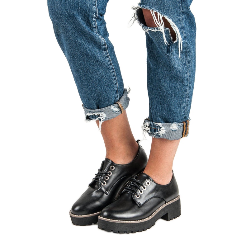Scarpe stringate alla moda nero 1