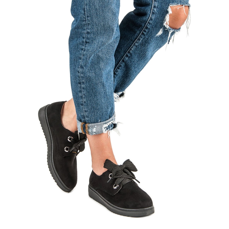 Sneakers stringate in camoscio nero 1
