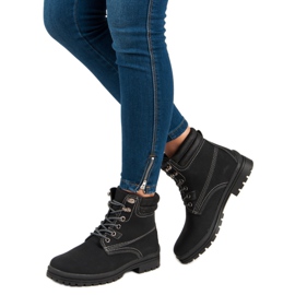 Scarponi da trekking neri allacciati nero 2