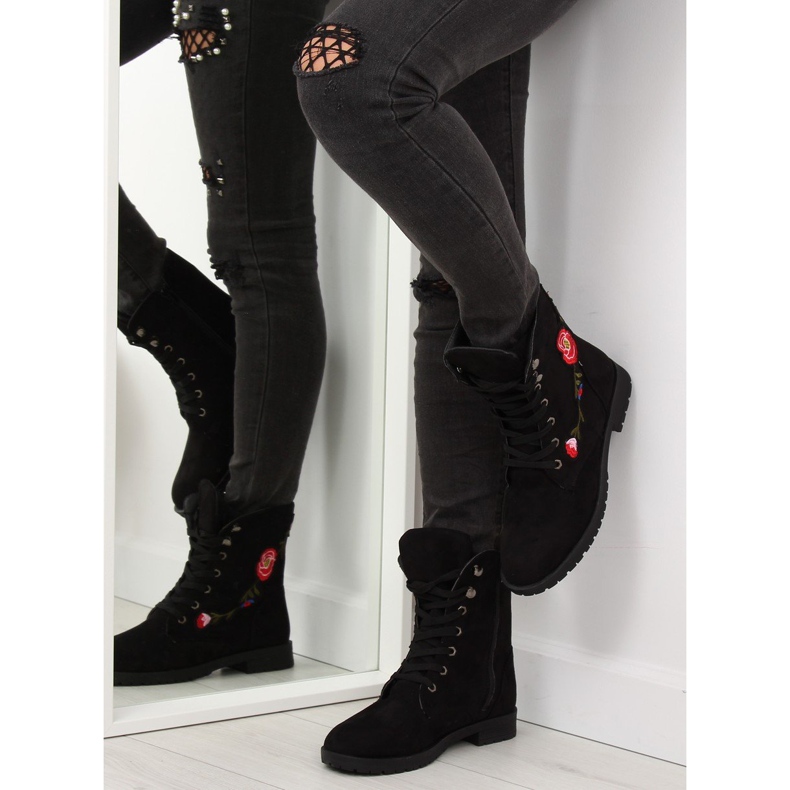 Black AB-9 Operai neri con ricamo nero 1