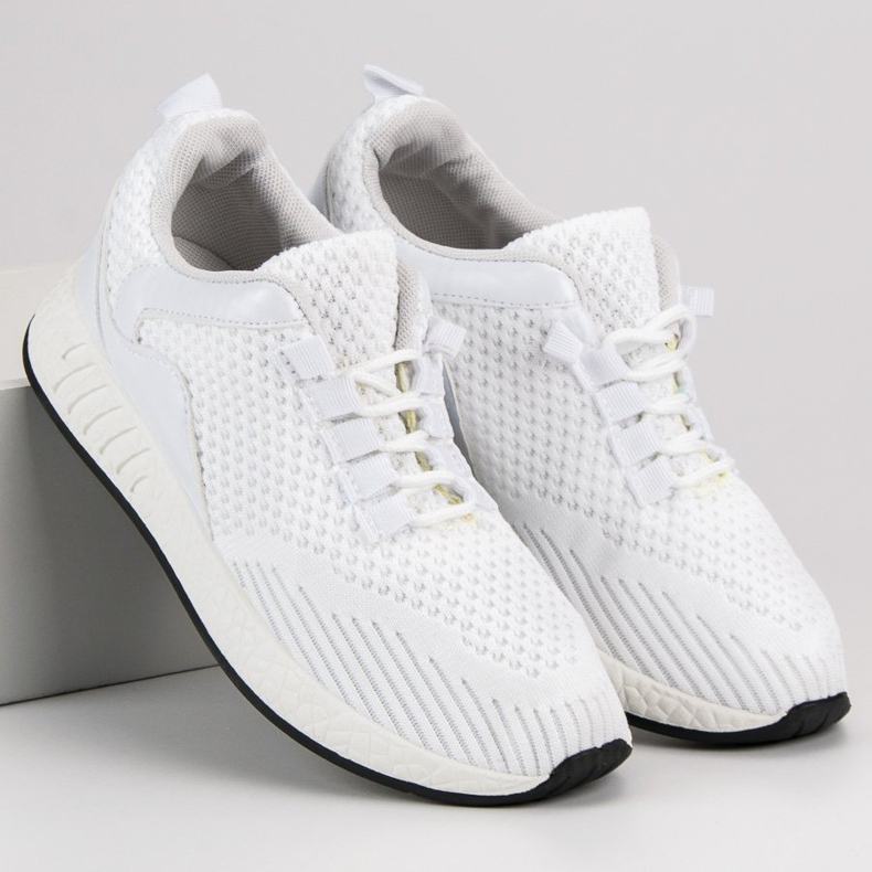 Scarpe sportive leggere bianca 2
