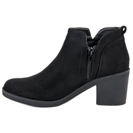 Ideal Shoes Stivali con tacco alto nero 1