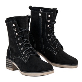 Filippo Lavoratori in camoscio nero 1