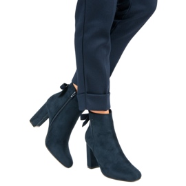 Ideal Shoes Stivali blu navy alla moda 1