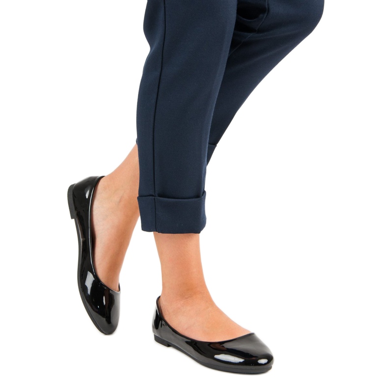 Top Shoes Ballerine laccate nero 1